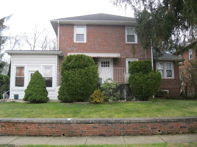 Primary Photo - 44 Cleveland St