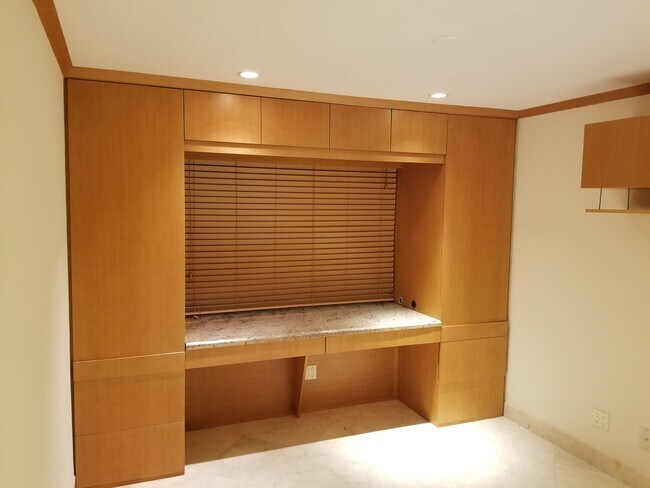 Foto del edificio - 2857 NE 32nd St