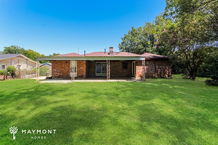 Building Photo - 1166 Bassett Dr