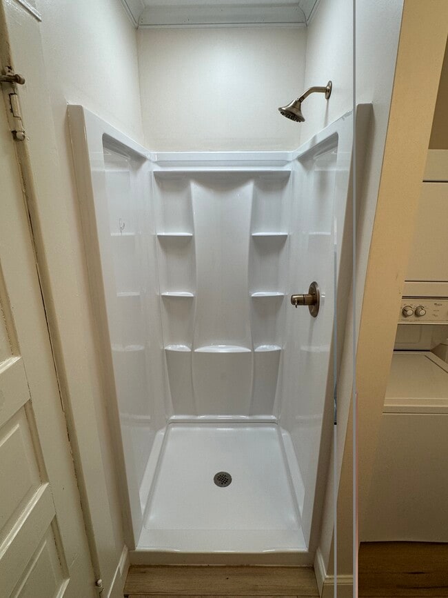 Building Photo - 208 S Arch St