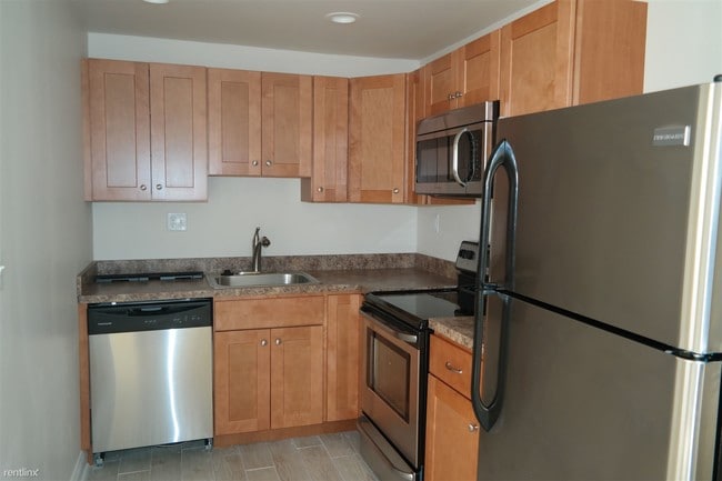 Building Photo - Studio, 1 bath  - 817 Park Ave # B2 B2