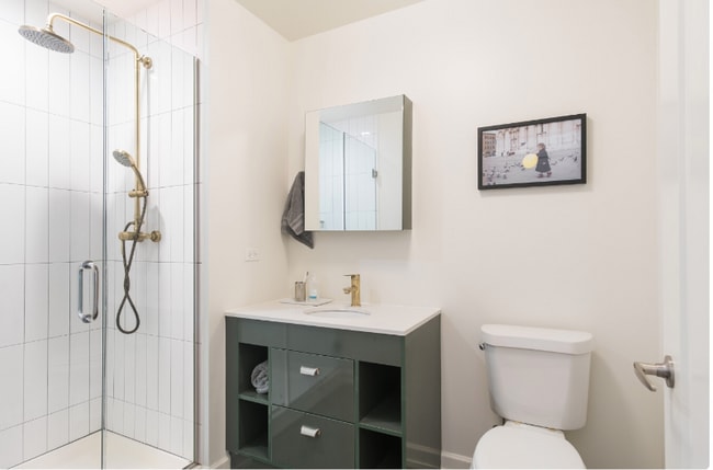 Foto del edificio - 114 W Chicago Ave