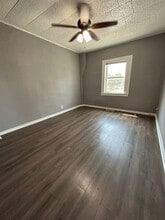 Building Photo - 1701 Onalaska Ave