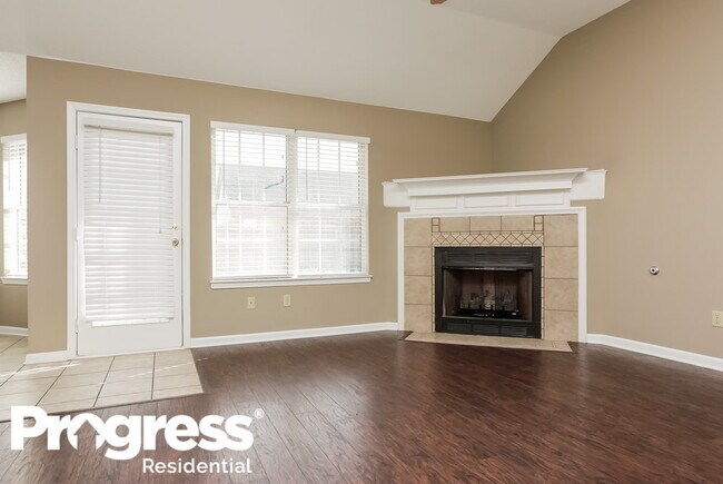 Building Photo - 7470 Jennifer Dr