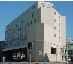 Building Photo - 400 1st St SE