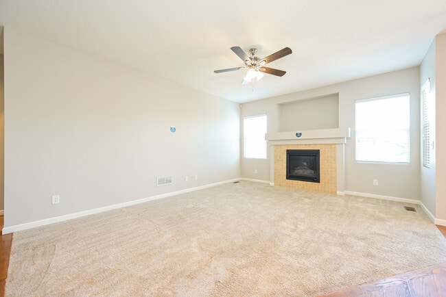 Building Photo - 5031 S Rome St