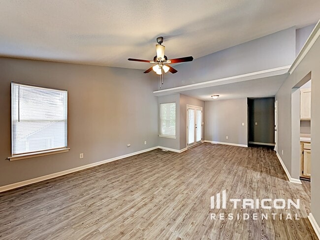Building Photo - 142 Bradstone Rd