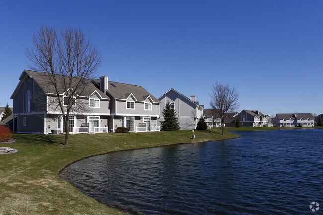 Avalon Cove Townhomes Rochester Mn Apartments Com