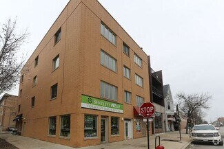 Building Photo - 3655 N Southport Ave