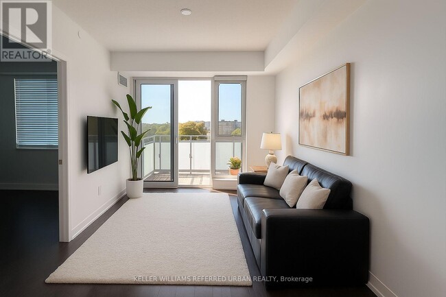 Photo du bâtiment - 1830 Bloor St W