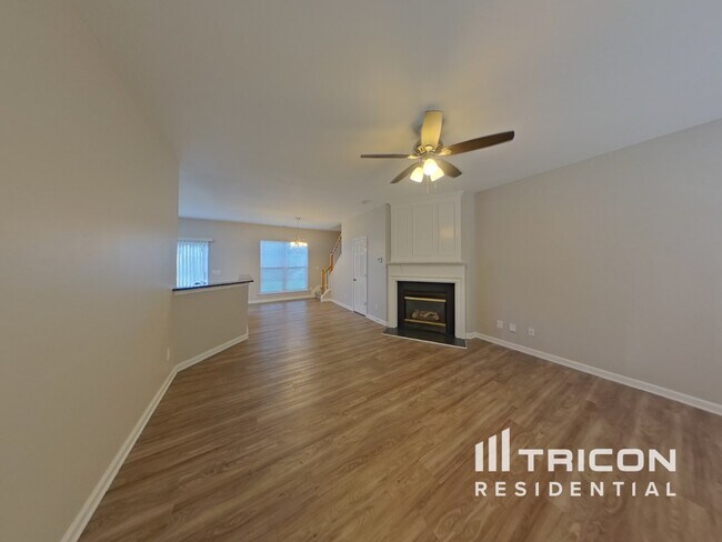 Foto del edificio - 2416 Deberry Ct