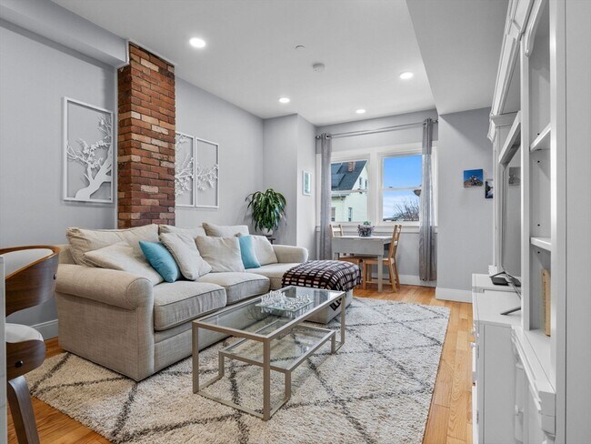 Foto del edificio - 154 Lexington St