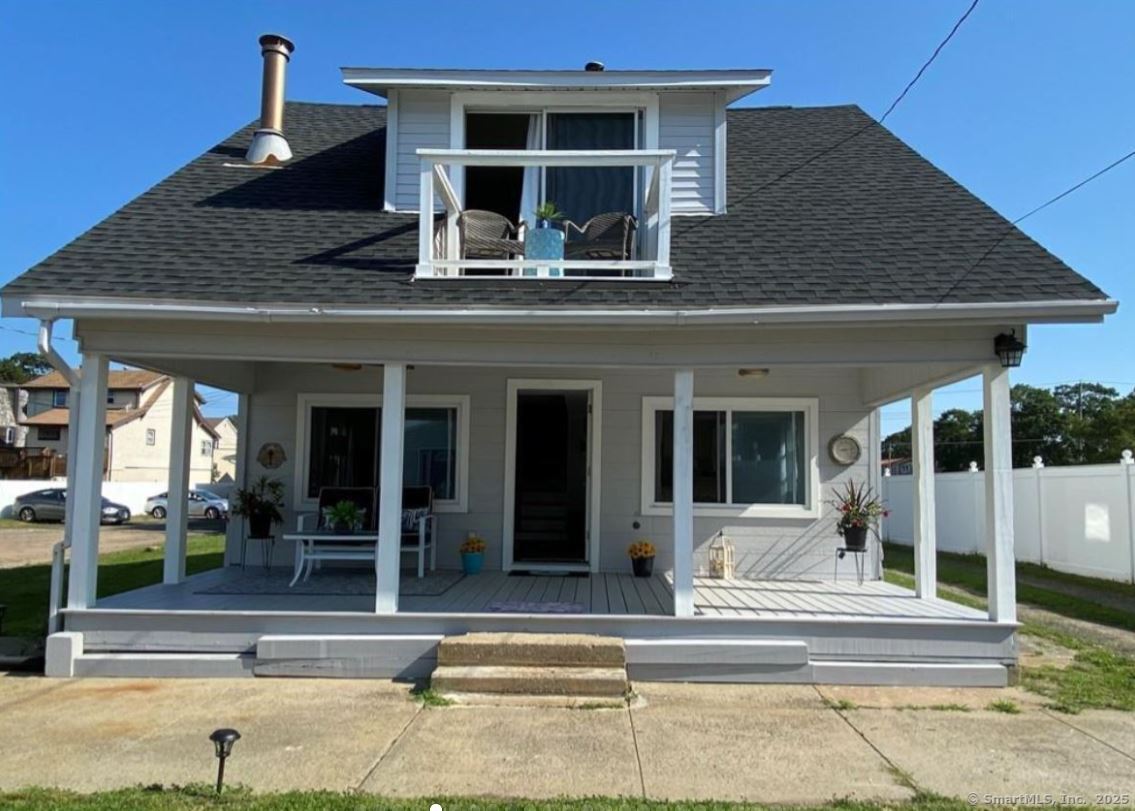 Primary Photo - 210D Cosey Beach Ave