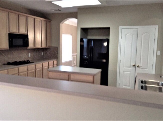 Foto del edificio - 1322 Ventura Canyon Dr