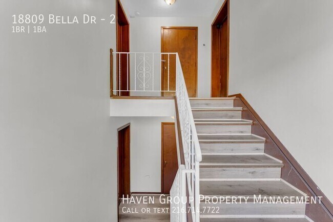 Building Photo - 18809 Bella Dr