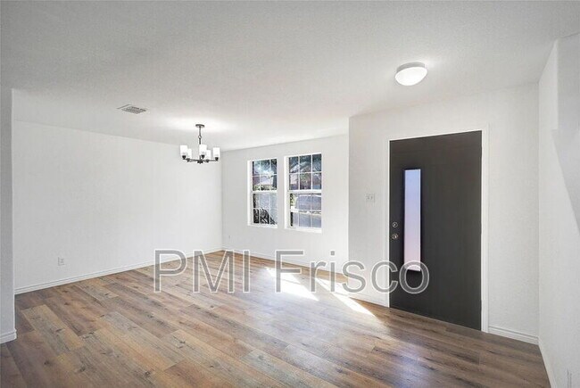 Foto del edificio - 934 Cedar Creek Dr