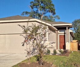 Building Photo - 25540 Starling Ln