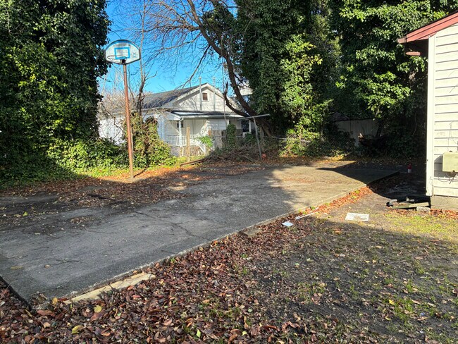 Foto del edificio - 729 16th St