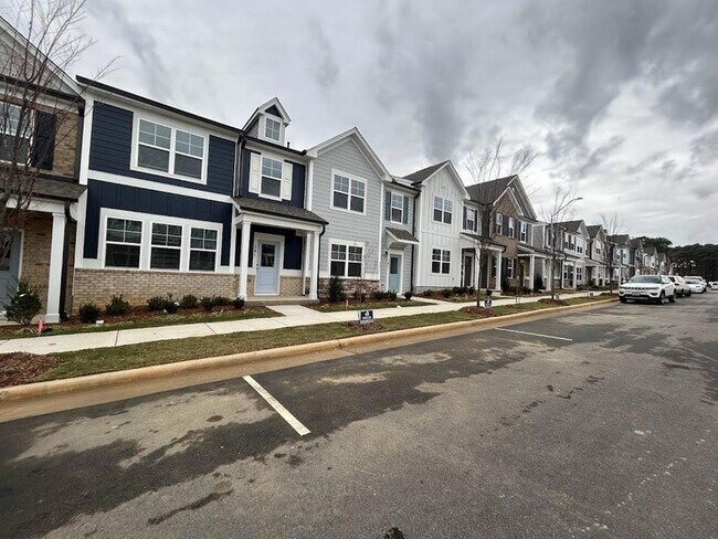 Building Photo - 241 Ribbon Rail St