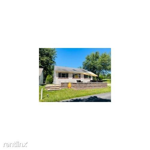 Primary Photo - 3 br, 1 bath House - 5935 Tower Dr