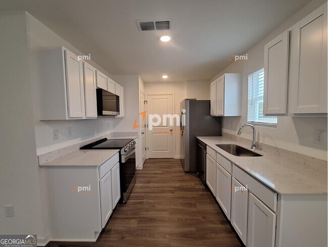 Foto del edificio - 182 Kinsale Dr