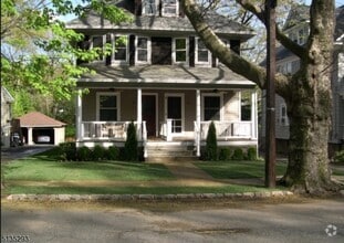 Building Photo - 40 Dunnell Rd