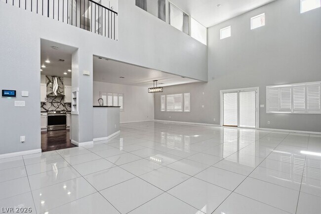 Foto del edificio - 7285 Winding Creek Dr