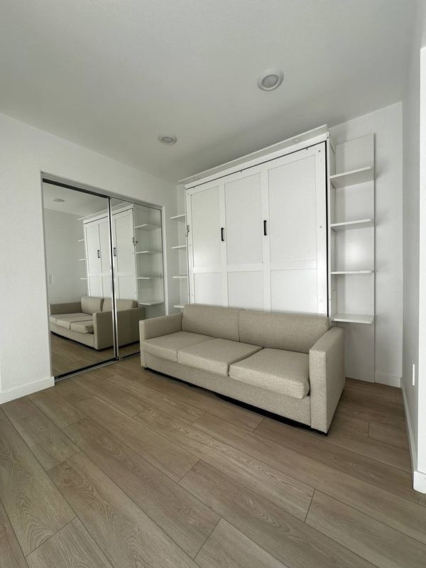 Foto del edificio - 2539 Warner St