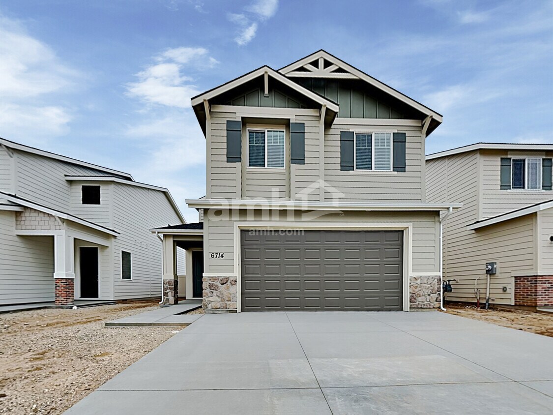 Foto principal - 6714 W Spriggel St