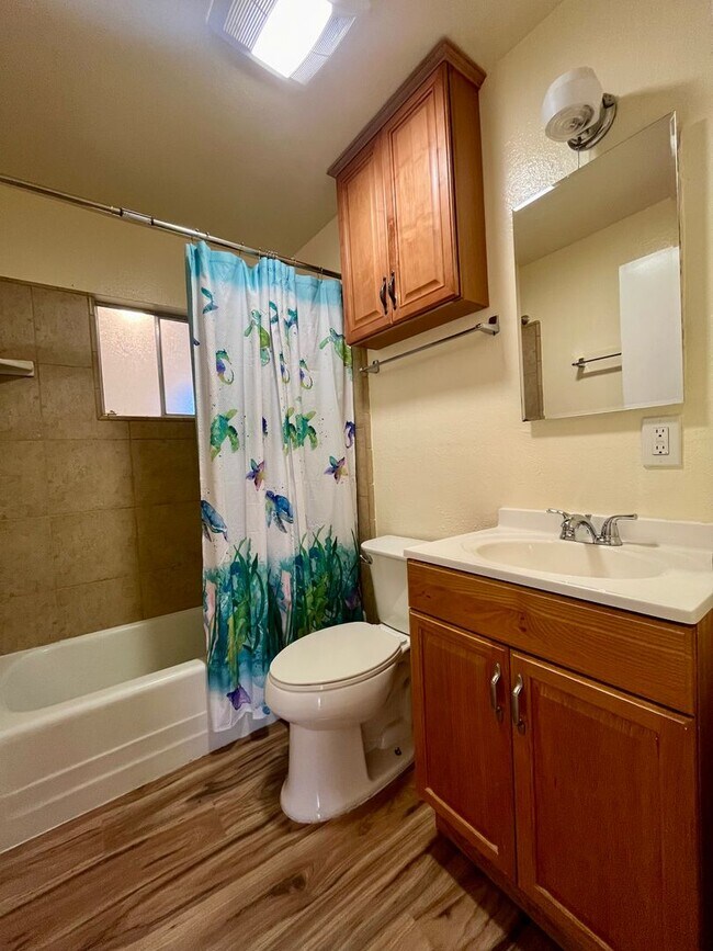Building Photo - Shingle Springs - 2 bedroom 1 bath (With Office) on 2 Acres HAS SOLAR