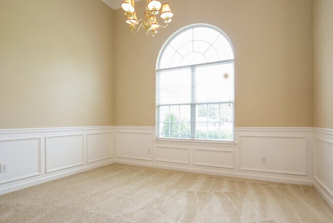 Building Photo - 2404 Napa Valley Dr