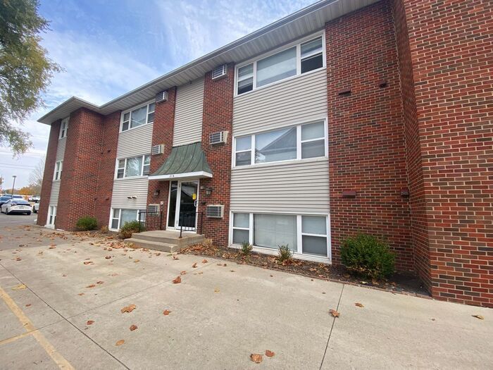 Primary Photo - $1,250 | 2 Bedroom, 1 Bathroom Apartment |...