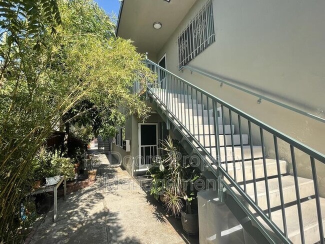 Building Photo - 4069 Marlborough Ave