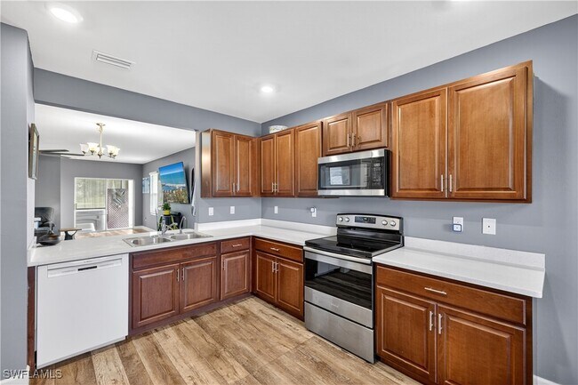 Foto del edificio - 3019 NW 17th Pl