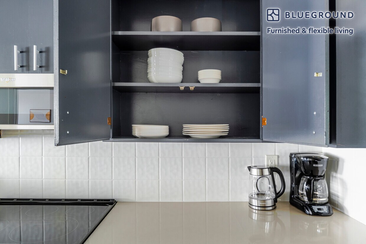 3811 13th Ave W Unit SI FL-1-ID899, Seattle, WA 98119 | Apartments.com