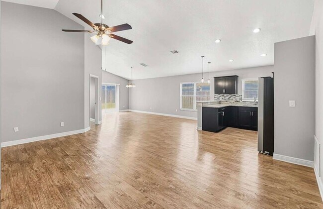 Foto del edificio - 11425 Kenley Cir