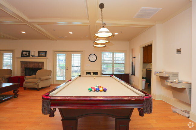 Interior Photo - Red Oak Village