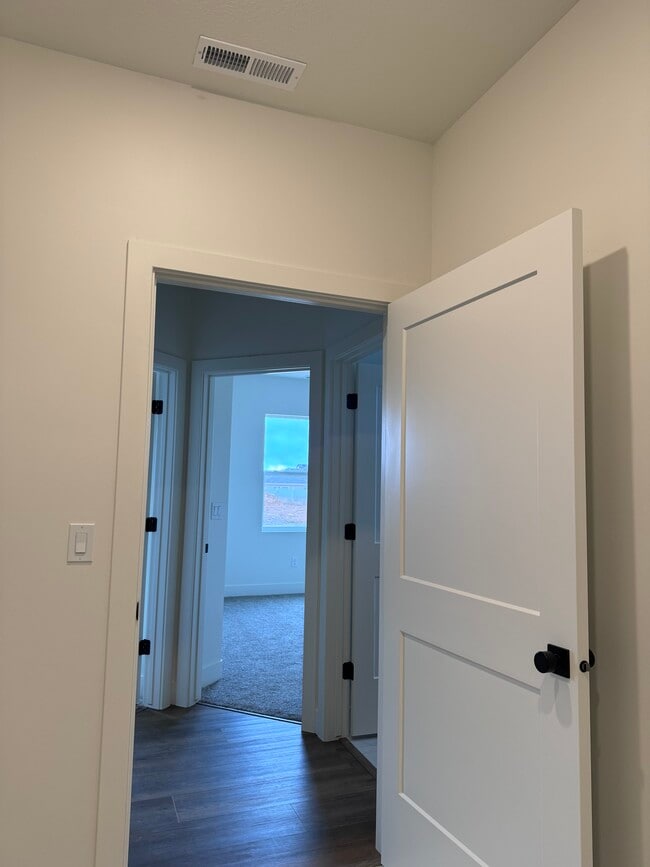 Guest Bedroom - 4404 W 300 N