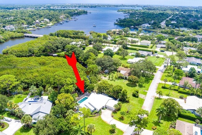 Foto del edificio - 17982 Tidewater Cir