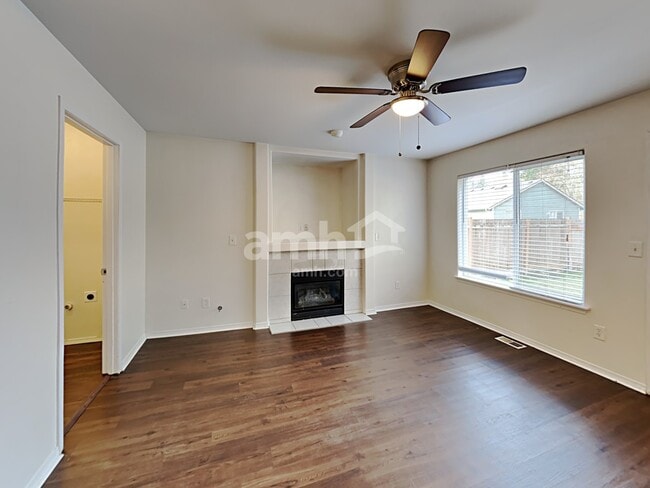 Foto del edificio - 21904 65th Ave E