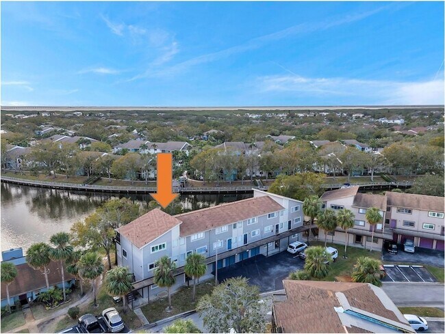 Foto del edificio - 6311 Newtown Cir