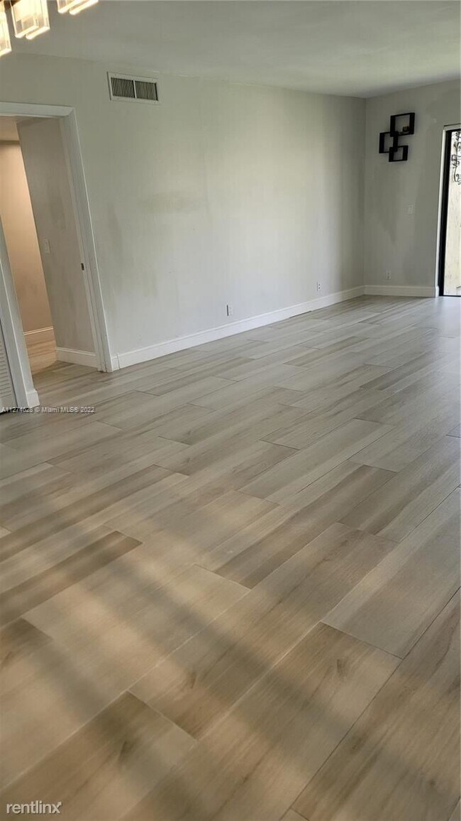 Foto del edificio - 2 br, 2 bath Condo - 330 Racquet Club Rd