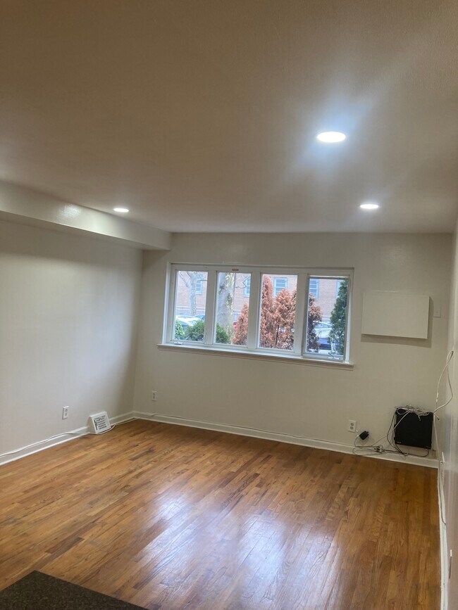 8112 Avenue J, Brooklyn, NY 11236 House for Rent in Brooklyn, NY