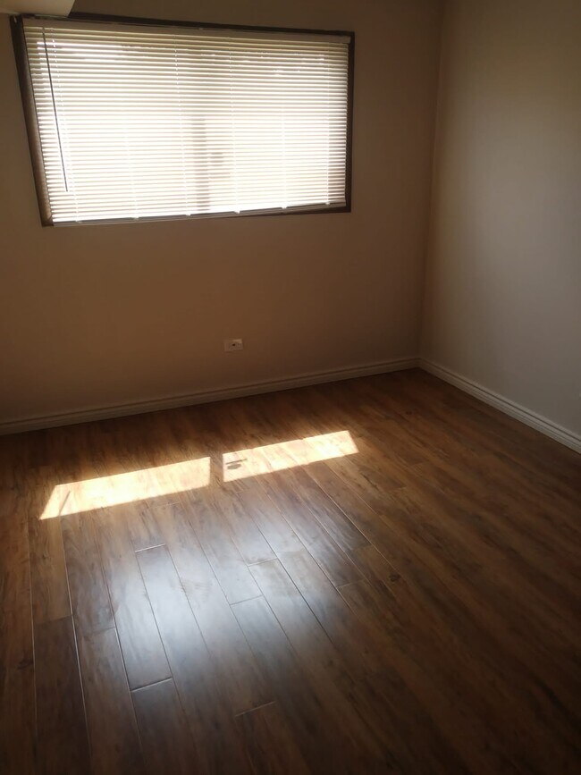 Foto del edificio - 3400 W 55th St