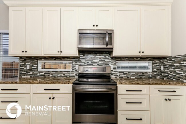 Foto del edificio - 540 Mountain Pine Dr