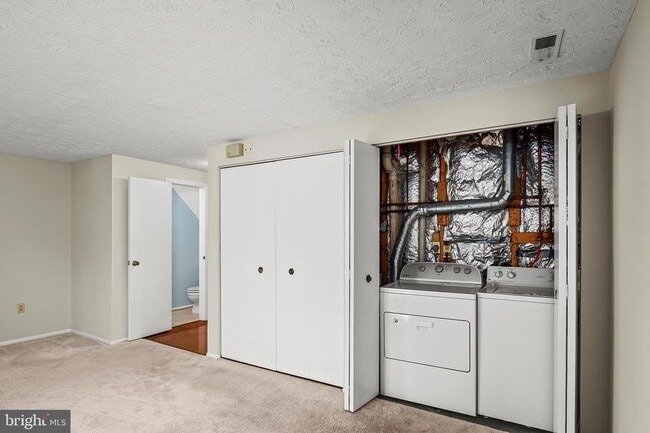 Foto del edificio - 6413 Pound Apple Ct