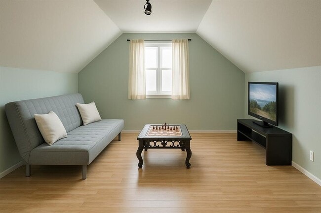 Foto del edificio - Charming Studio Apartment in Triplex Near UT