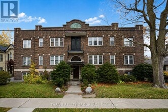 Building Photo - 50 Ridout St S