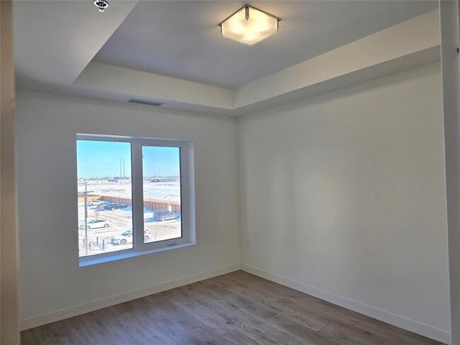 Building Photo - 635 Ballantrae Dr