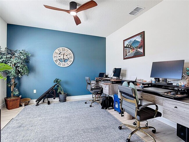 Building Photo - 6485 Shimmering Shrs Ln